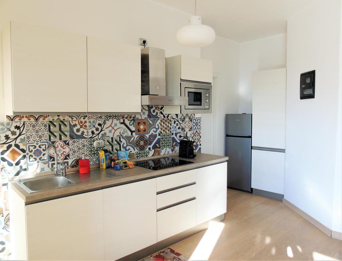 Skyline Apartment Милано Екстериор снимка