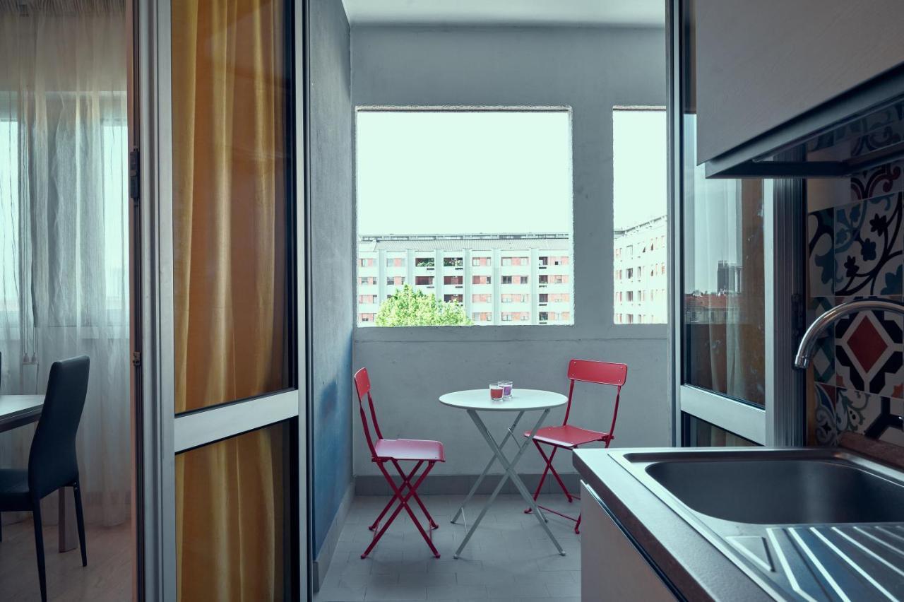 Skyline Apartment Милано Екстериор снимка